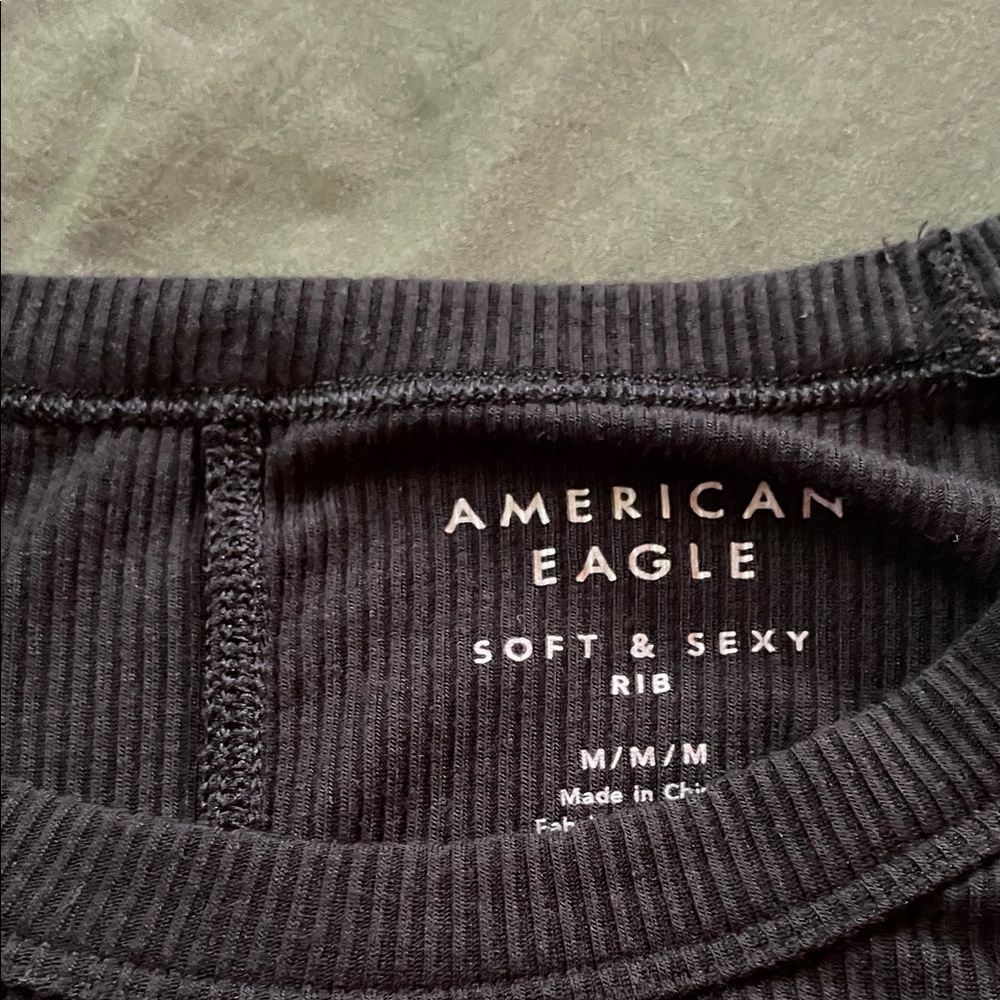 American Eagle Outfitters Black Long Sleeve Tee